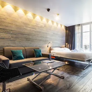 https://cmg-suite-premium-tour-eiffel-vi.fr-paris.fr